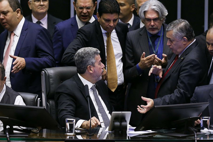 Câmara concluirá votação de novas regras fiscais - News Rondônia