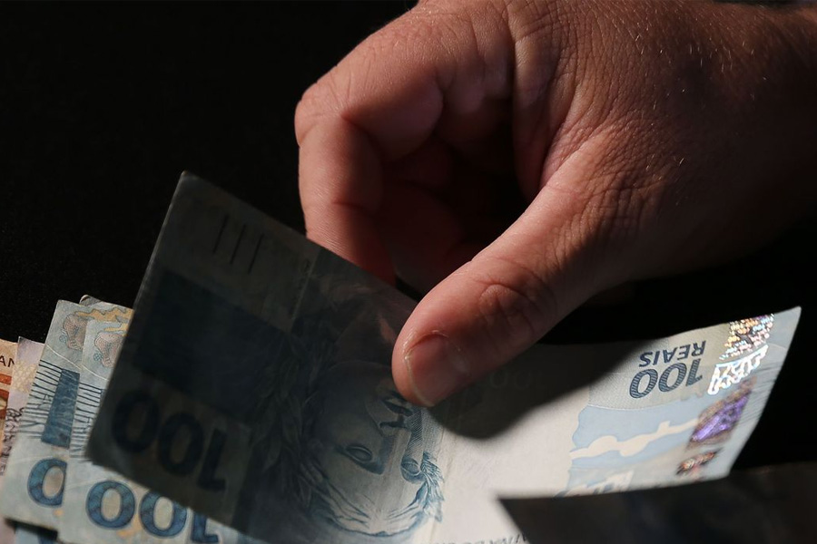 Beneficiários com NIS de final 6 recebem o Bolsa Família - News Rondônia