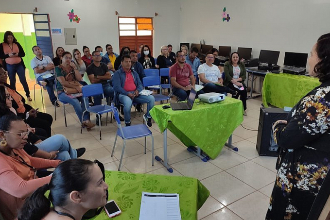 Profissionais da Educação participam de treinamento para coleta de dados do Censo Escolar 2022 - News Rondônia