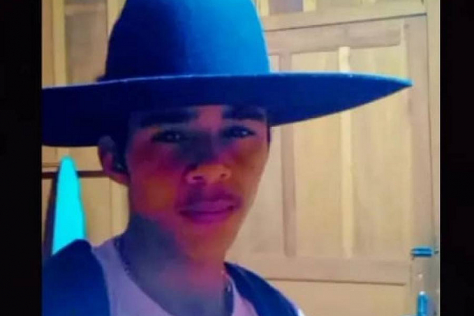 Rapaz de 18 anos morre afogado tentando atravessar represa em fazenda; tio retirou corpo do garoto da água - News Rondônia