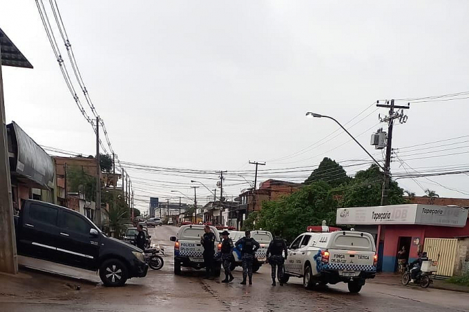 VEJA VÍDEO: Tiroteio deixa dois baleados no centro de Porto Velho - News Rondônia