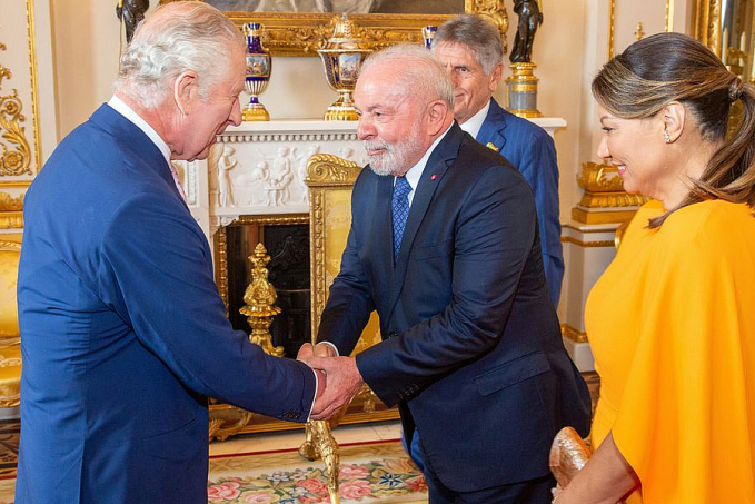 Rei Charles III pede a Lula que Brasil cuide da Floresta Amazônica - News Rondônia