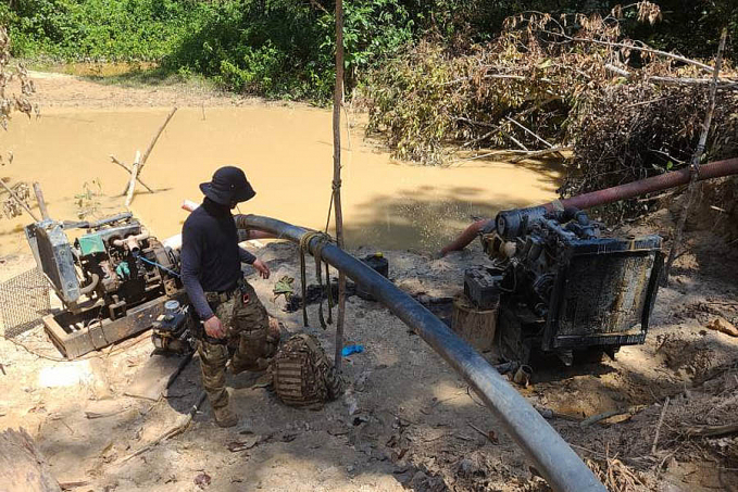 PF deflagra operação e destrói equipamentos usados em garimpo ilegal, em RO - News Rondônia