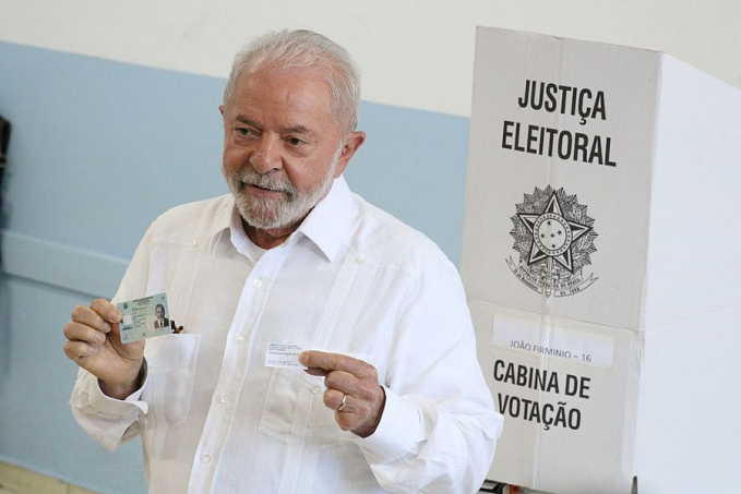 Após votar, Lula diz estar certo de que seu projeto será o escolhido - News Rondônia