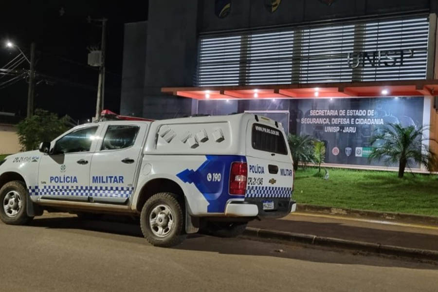 Filha é presa acusada de dar facada nas costas da mãe - News Rondônia