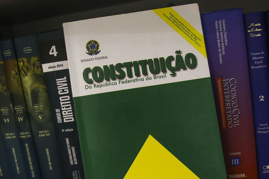 Constituição e Lei Maria da Penha ganham tradução em idioma indígena - News Rondônia