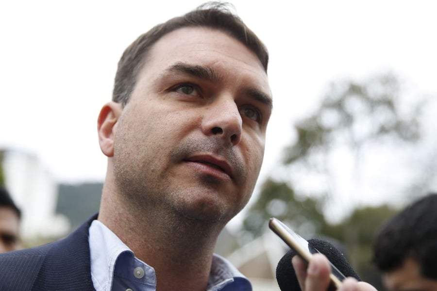 TRE arquiva inquérito contra Flávio Bolsonaro por falsidade ideológica - News Rondônia