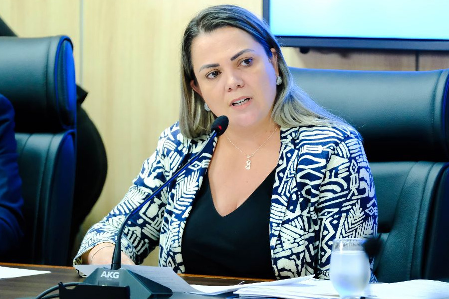 Cláudia de Jesus define agenda de atividades da Comissão de Saúde - News Rondônia