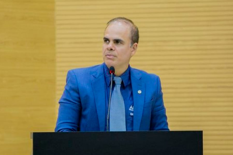 Pedido atendido: Governo de Rondônia atende pedido do Deputado Alan Queiroz e concede a atualização do reajuste salarial dos professores, técnicos e analistas - News Rondônia