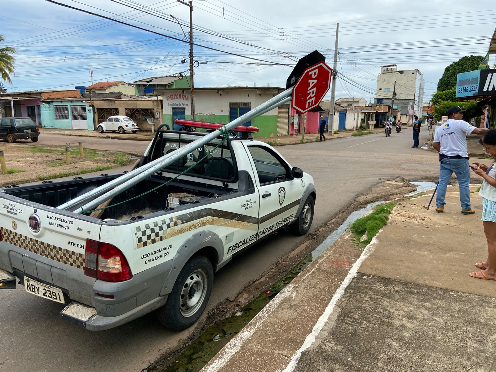 Semtran instala sinalização em cruzamento com alto índice de acidentes a pedido do vereador Edimilson Dourado - News Rondônia