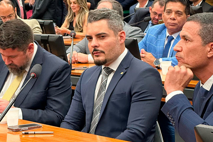 Thiago Flores na lista dos deputados que apoiam PEC para extinguir o Ministério Público do Trabalho - News Rondônia