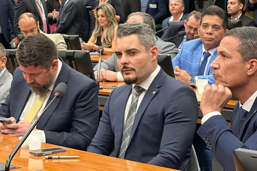 Thiago Flores na lista dos deputados que apoiam PEC para extinguir o Ministério Público do Trabalho - News Rondônia