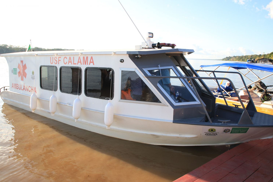 CALAMA: Ambulancha é apoio das equipes de saúde na missão de salvar vidas ribeirinhas - News Rondônia