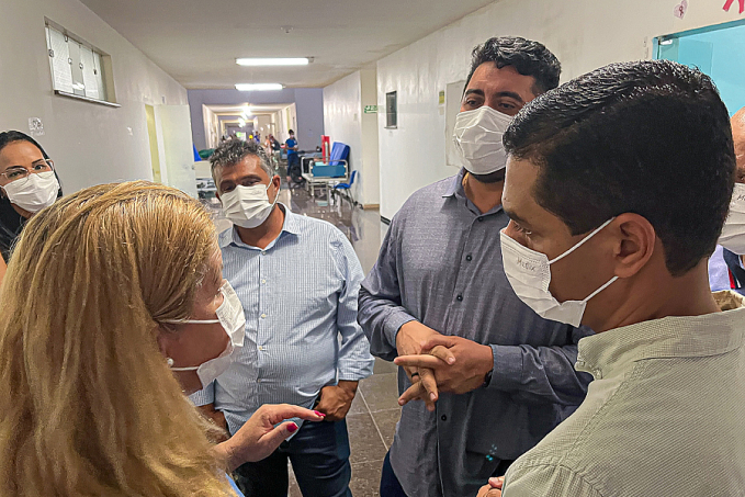 Deputado Cássio Gois acompanha visita técnica da SESAU nas unidades de saúde de Cacoal - News Rondônia