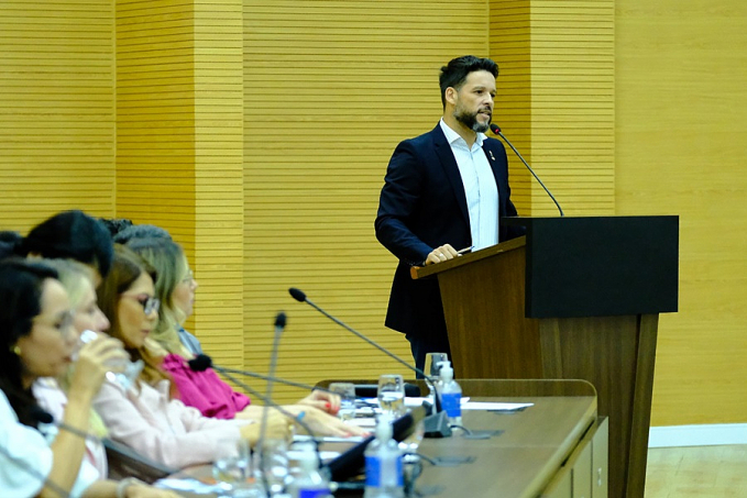 Delegado Camargo destina R$ 200 mil para construção de abrigos às mulheres vítimas de violência - News Rondônia
