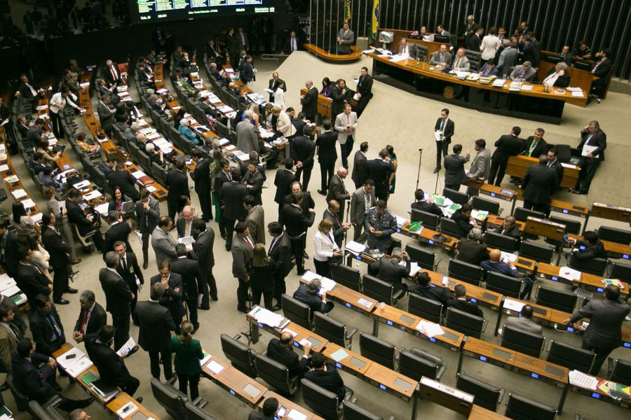 Emendas de bancada e comissões ao Orçamento ultrapassam R$ 234 bilhões - News Rondônia