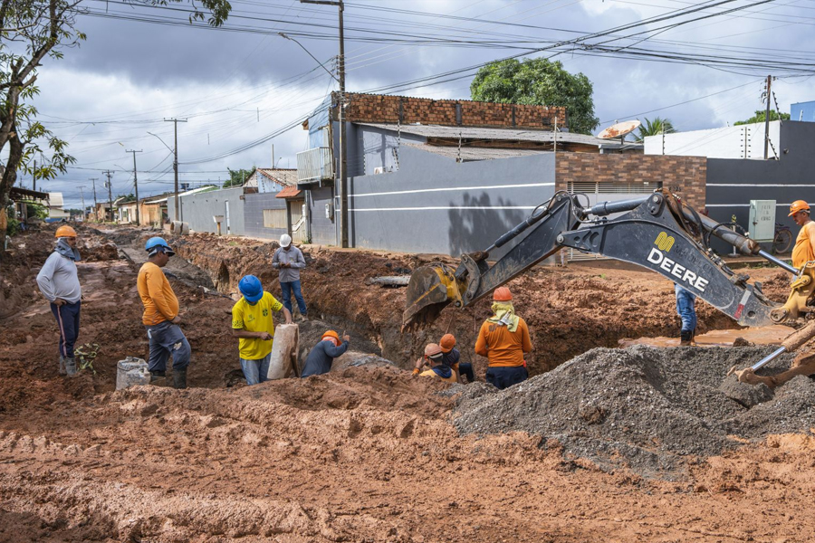 Moradores do bairro Igarapé falam das melhorias geradas com a chegada do asfalto - News Rondônia