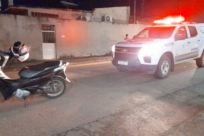 URGENTE: Motociclista sofre fratura em queda após atropelar cachorro - News Rondônia