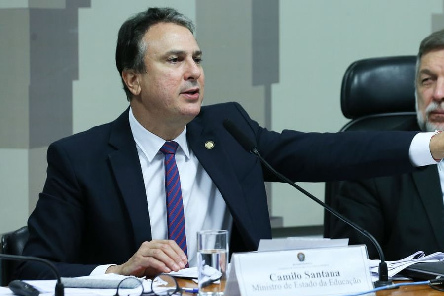 Ministro apresenta ao Senado calendário para revisão do ensino médio - News Rondônia