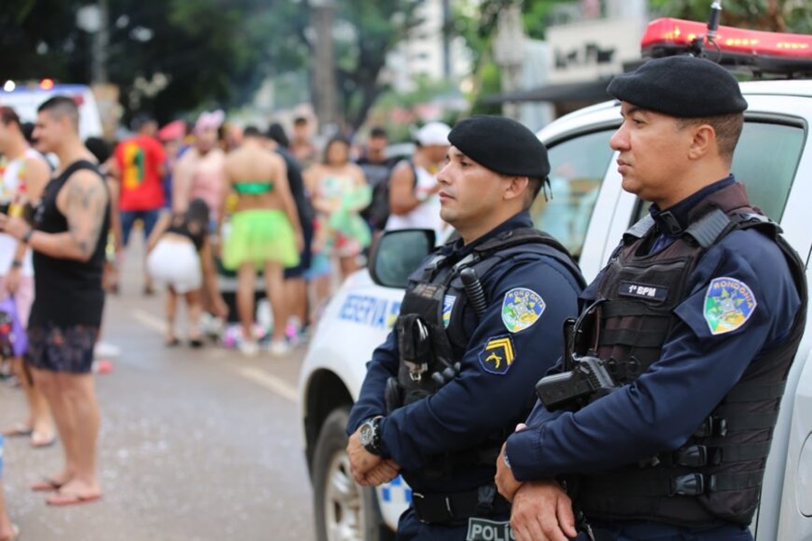Polícia Militar realiza segurança dos foliões no maior evento carnavalesco do estado de Rondônia - News Rondônia
