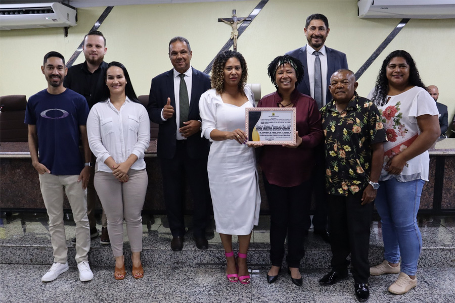 Presidente da Câmara Márcio Pacele concede a Deputada Silvia Cristina título de Cidadã Honorária de Porto Velho - News Rondônia