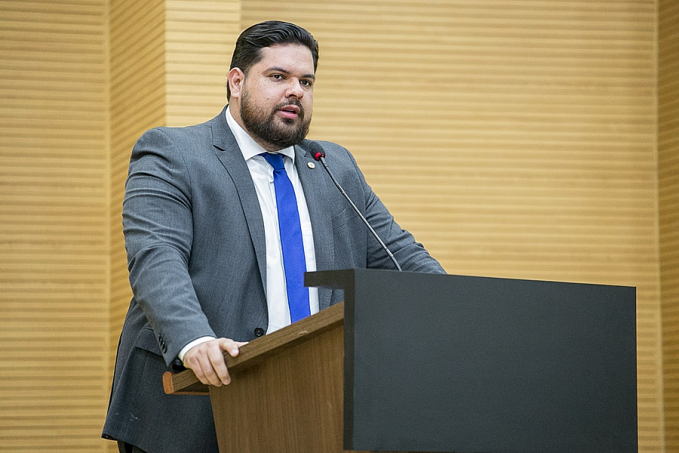 Deputado Jean Oliveira lamenta morte de matriarca da família Oliveira - News Rondônia