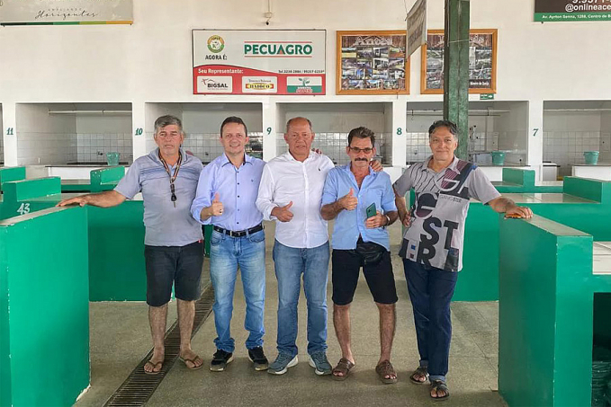 Deputado Federal Coronel Chrisóstomo colhe demandas da escola Paulo Freire e Mercado Público de Buritis - News Rondônia
