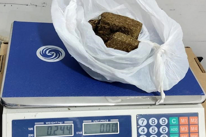 PM prende dois homens por tráfico de drogas na RO 135 próximos a Nova Londrina - News Rondônia