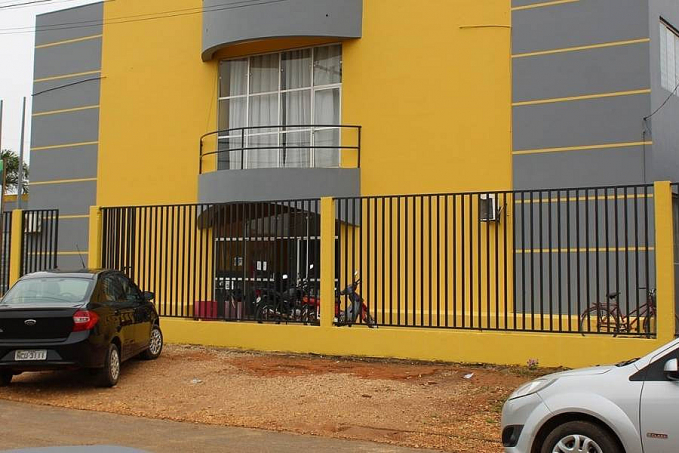 Mãe de aluna invade escola pública em Vilhena e, além de xingar, tenta agredir professora; polícia é acionada - News Rondônia