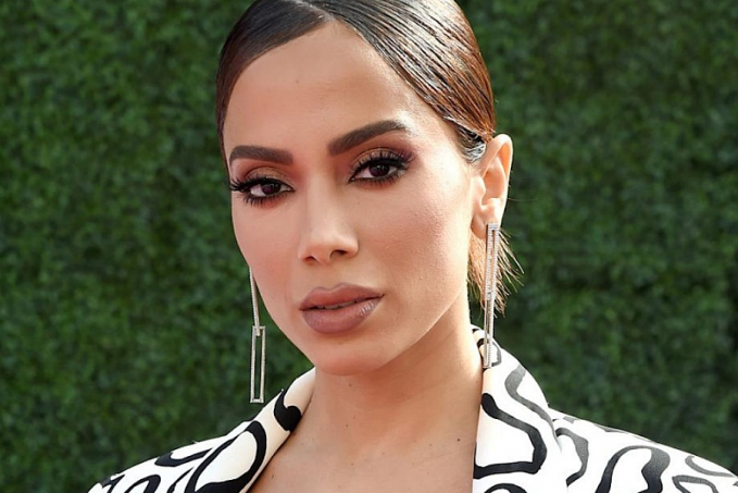 Anitta doa R$ 500 mil para ONG que combate fome em favelas do Brasil - News Rondônia