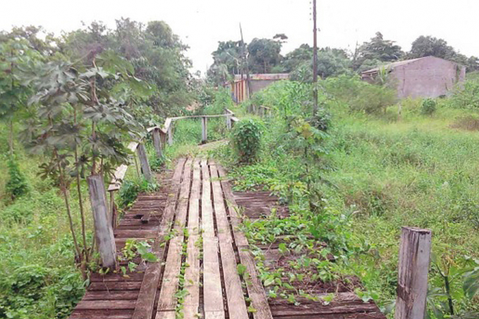 Vereador Valtinho Canuto encaminha pedido para construção de passarela entre o Bairro Areal e Urupá - News Rondônia
