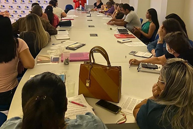 Gerentes das unidades de saúde debatem melhorias nos serviços da atenção básica - News Rondônia