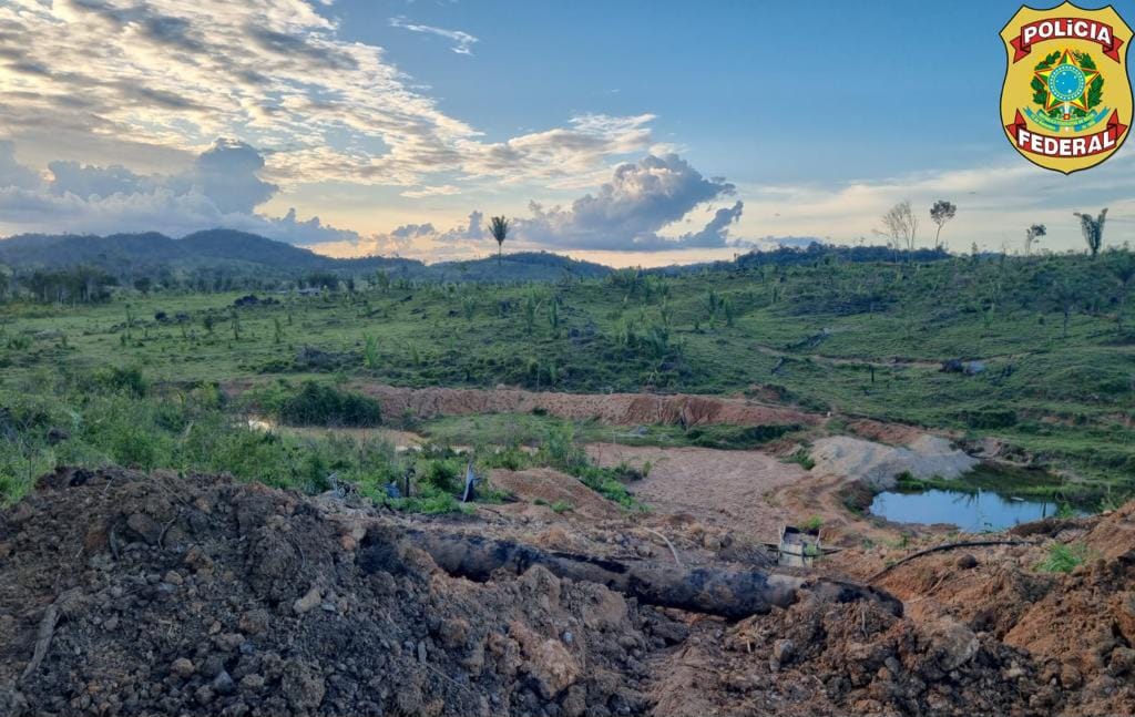 URU PRAESIDIUM: Polícia Federal realiza operação para combater ações ilegais em terra indígena - News Rondônia