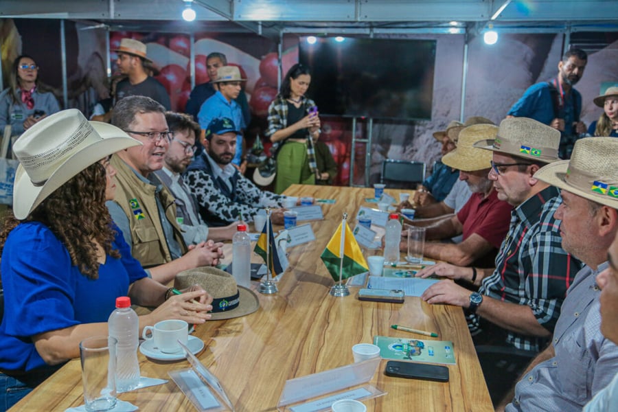 Governo de Rondônia recebe comitiva do Acre para network durante a Rondônia Rural Show - News Rondônia