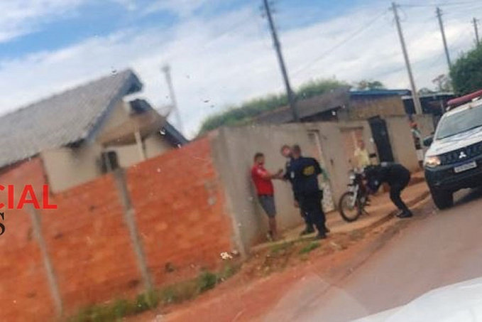 Motociclista quase provoca acidente ao fugir da Polícia Militar e acaba preso - News Rondônia