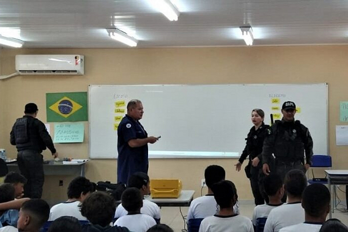 Alunos da rede estadual de ensino de Guajará-Mirim participam de oficina de combate às drogas - News Rondônia