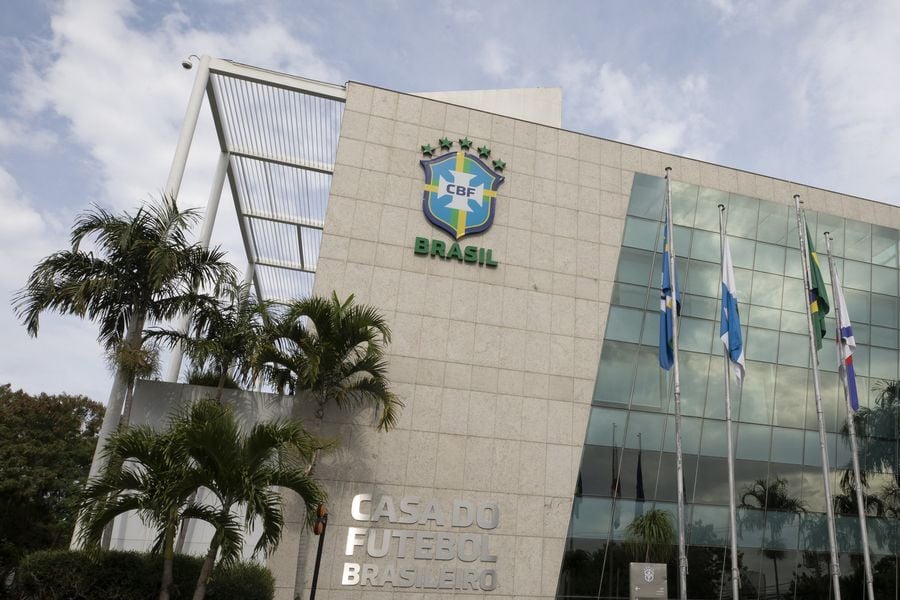 CBF desmente informação de que Ancelotti será novo técnico da seleção - News Rondônia