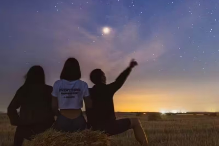 Novembro terá eclipse lunar e 2 chuvas de estrelas cadentes. Veja! - News Rondônia