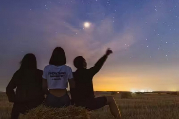 Novembro terá eclipse lunar e 2 chuvas de estrelas cadentes. Veja! - News Rondônia