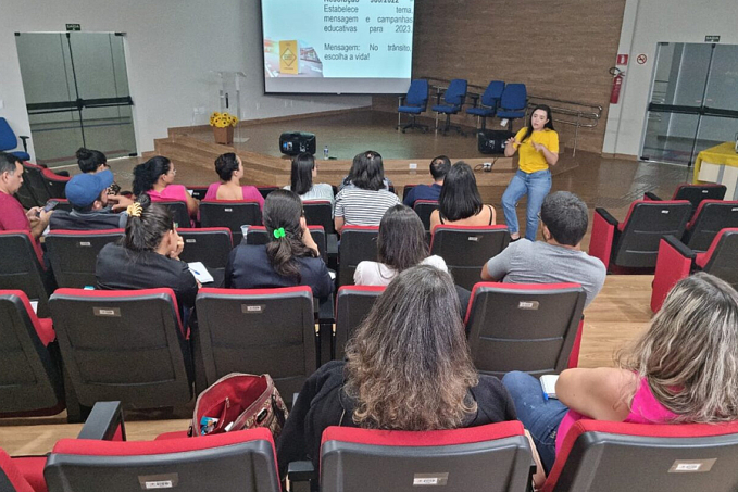 Detran capacita profissionais que atuam na Educação de Trânsito - News Rondônia