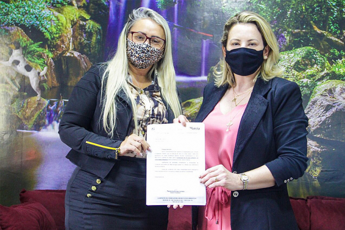 Emenda recebida - Vereadora Márcia Socorristas garante recursos para compra de ração e suprimentos para a causa animal - News Rondônia