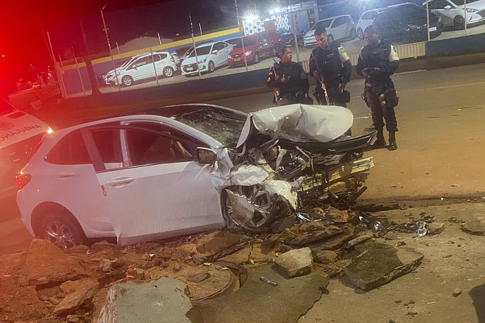Motorista de Onix foge e abandona passageiros feridos após causar acidente na zona sul - News Rondônia