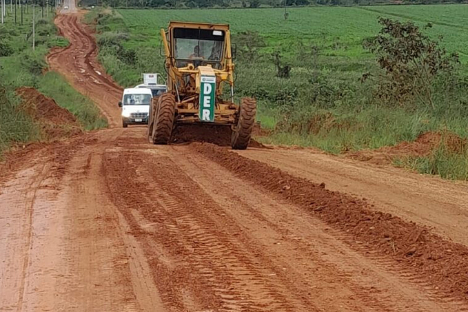 DER conclui reconformação da plataforma em parte da RO-370 entre Alto Alegre dos Parecis e o Distrito de Vila Marcão - News Rondônia
