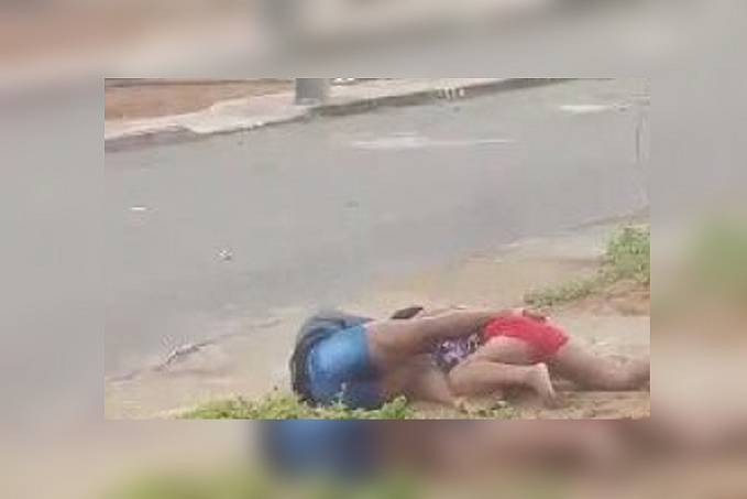 JARU - Mulheres saem no tapa por homem no Jardim Primavera - News Rondônia