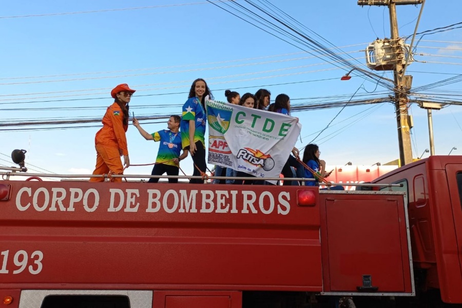 Futsal do Centro de Treinamento da escola de Rolim de Moura conquista medalha de bronze nos Jogos Escolares Brasileiros 2022, no Rio de Janeiro - News Rondônia