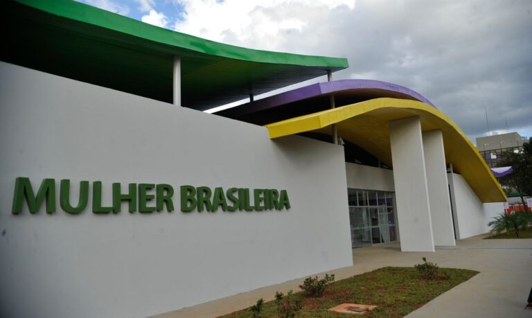 Acordo viabiliza construção de 40 Casas da Mulher Brasileira até 2026