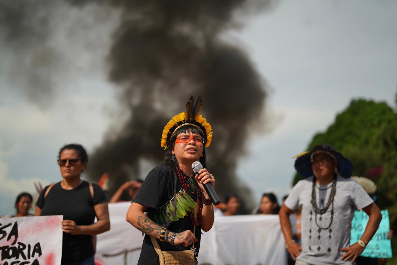 Indígenas bloqueiam a BR-364 em protesto contra a aprovação do marco temporal - News Rondônia Indígenas bloqueiam a BR-364 em protesto contra a aprovação do marco temporal - News Rondônia