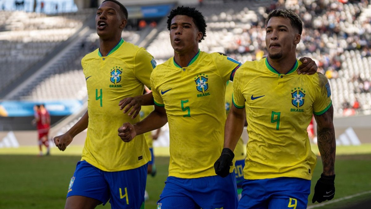 Brasil aplica 4 a 1 na Tunísia e avança às quartas do Mundial Sub-20