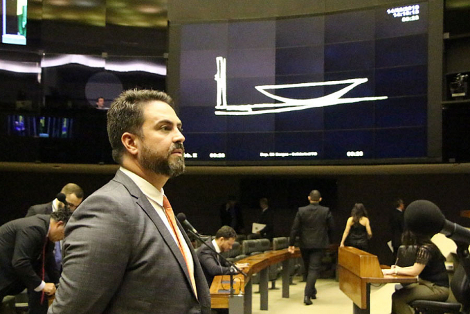Léo Moraes vai pedir ao Detran que adote sistema de transferência digital de veículos - News Rondônia