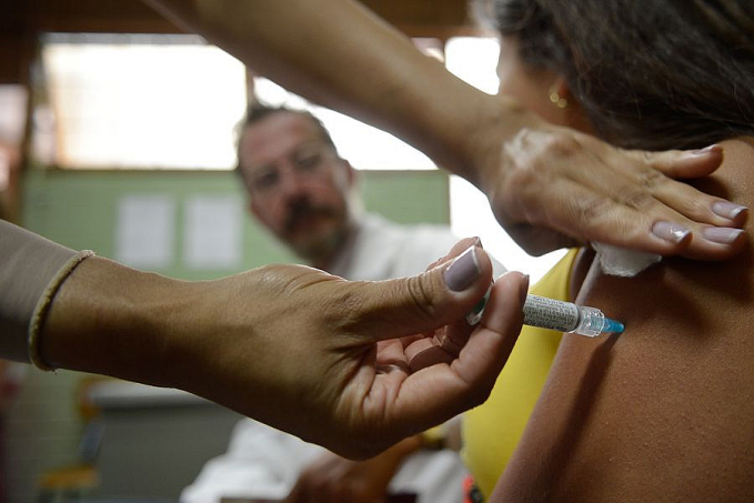 Baixa cobertura vacinal contra HPV favorece casos de câncer - News Rondônia